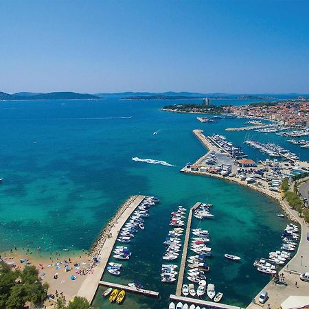Gorgeous Apartment In Vodice With Kitchen Bagian luar foto